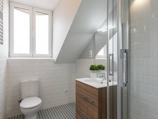 Reforma integral Maudes, Arkin Arkin Scandinavian style bathroom White