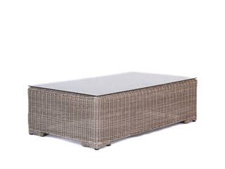 Mesa Rattan Gris, Afuera Diseño Afuera Diseño Balcones y terrazas de estilo ecléctico Sintético Marrón