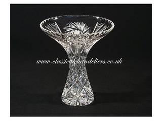 Cut Crystal Vases, Classical Chandeliers Classical Chandeliers Salas de estilo moderno