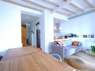 Reforma para Piso Completo Estilo Escandinavo, GPA Gestión de Proyectos Arquitectónicos ]gpa[® GPA Gestión de Proyectos Arquitectónicos ]gpa[® Scandinavian style dining room Solid Wood White