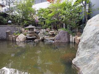 池 流れ 自然風 庭園, 空間工房 欅 空間工房 欅 Garden Pond Stone