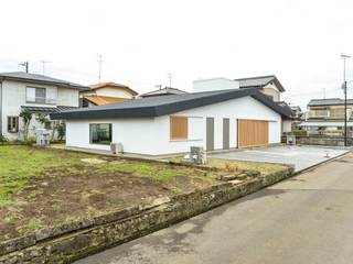 House for O, kurosawa kawara-ten kurosawa kawara-ten Wooden houses White