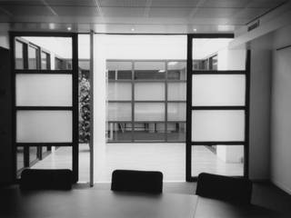 Herbestemming loods tot kantoorpand, Maastricht, Verheij Architect Verheij Architect Commercial spaces