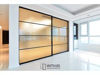 경희궁의아침 프리미엄 슬라이딩 도어, WITHJIS(위드지스) WITHJIS(위드지스) Modern style doors