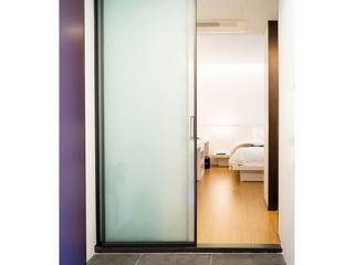 호텔 스테이 욕실 슬라이딩도어, WITHJIS(위드지스) WITHJIS(위드지스) Modern style doors