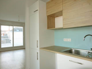 Réaménagement d'un appartement, One look inside One look inside Built-in kitchens