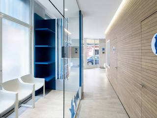 Dobleese incorporates KRION in the functional and innovative Hospital Veterinario Constitución, KRION® Porcelanosa Solid Surface KRION® Porcelanosa Solid Surface 商業空間