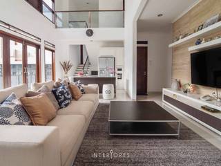 Greta90, INTERIORES - Interior Consultant & Build INTERIORES - Interior Consultant & Build Modern living room