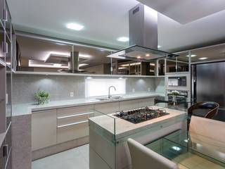 Living Urbano de Praia, Mais Art & Design Mais Art & Design Kitchen units MDF