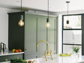 A Kitchen in Hove by deVOL, deVOL Kitchens deVOL Kitchens Modern kitchen Solid Wood Green