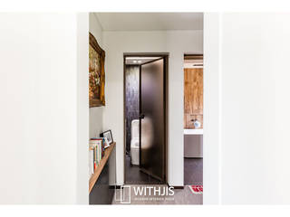 욕실도어 ALU-SW , WITHJIS(위드지스) WITHJIS(위드지스) Modern style doors