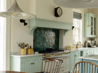 The York Townhouse Kitchen by deVOL, deVOL Kitchens deVOL Kitchens Klassische Küchen Massivholz Blau