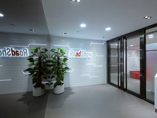RoadSHow Media Ltd., FINGO DESIGN & ASSOCIATES LTD. FINGO DESIGN & ASSOCIATES LTD. Commercial spaces MDF