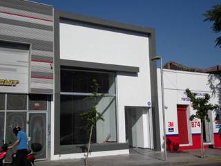 Local Comercial Lira, Constructora Morelli Ltda Constructora Morelli Ltda Espacios comerciales