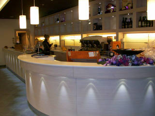 Arredamenti bar, Falegnameria su misura Falegnameria su misura Office spaces & stores Wood White
