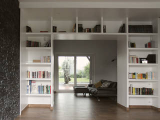 casa kv, silvia spina architettura silvia spina architettura Minimalist living room