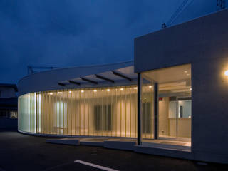 YOSITAKE/ANIMAL-HOSPITAL, アトリエ間居 アトリエ間居 Powierzchnie handlowe Beton