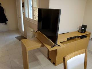 Mueble TV deslizable/giratorio, X Design Muebles X Design Muebles Modern Oturma Odası