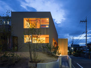 抑揚の家 / House in Nara, 杉山圭一建築設計事務所 杉山圭一建築設計事務所 Casas de madera