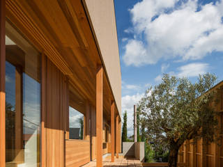 抑揚の家 / House in Nara, 杉山圭一建築設計事務所 杉山圭一建築設計事務所 Casas de madera