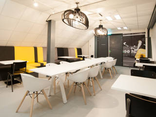 Interieur tribune Hockeyclub Den Bosch, DWB2C DWB2C Commercial spaces