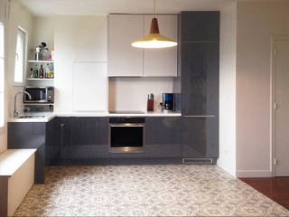 Appartement 80m² à Neuilly sur Seine, Delphine Gaillard Decoration Delphine Gaillard Decoration Modern Kitchen Blue
