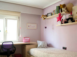 PUESTA A PUNTO VIVIENDA SITUADA EN VALENCIA , Le Coquelicot Atelier Le Coquelicot Atelier Colonial style nursery/kids room