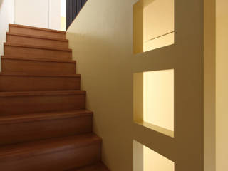 東中野の家, Ｕ建築設計室 Ｕ建築設計室 Escaleras