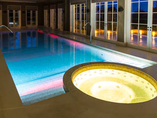 Luxury Ground Floor Indoor Pool and Spa, London Swimming Pool Company London Swimming Pool Company Infinity pool Concrete Beige
