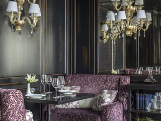Classic Wall Lights and Venetian Chandelier for Luxury Restaurant in Moscow MULTIFORME® lighting Gewerbeflächen Glas Bernstein/Gold Gastronomie