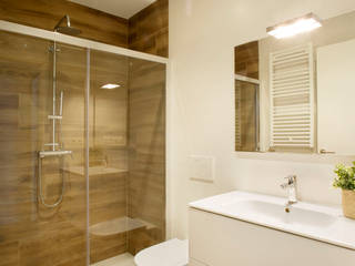 Casa JTM, costa+dos costa+dos Mediterranean style bathrooms