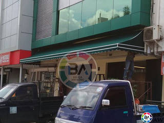 Canopy Kain Jakarta (Canopy Kain Toko Warna Hijau), Braja Awning & Canopy Braja Awning & Canopy Balcones y terrazas de estilo clásico Textil Ámbar/Dorado