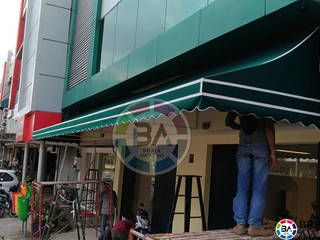 Canopy Kain Jakarta (Canopy Kain Toko Warna Hijau), Braja Awning & Canopy Braja Awning & Canopy クラシックデザインの テラス テキスタイル アンバー/ゴールド