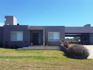 CASA MARTINEZ - B° LAS CORZUELAS, INTEGRA ESTUDIO INTEGRA ESTUDIO Casas unifamilares