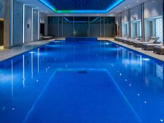 Award Winning Pool and Spa at InterContinental London - The 02, London Swimming Pool Company London Swimming Pool Company Commercial spaces Concrete Beige