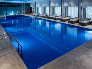 Award Winning Pool and Spa at InterContinental London - The 02, London Swimming Pool Company London Swimming Pool Company Commercial spaces Concrete Beige