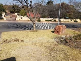 Boundary wall in Sunninghill Johannesburg, PTA Builders And Renovators PTA Builders And Renovators