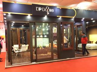 Exhibition, D P Woodtech Pvt Ltd D P Woodtech Pvt Ltd Modern style doors