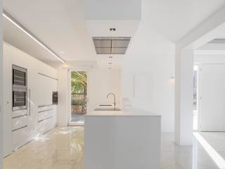 CASA ARCO IRIS, MARLENE ULDSCHMIDT Architects Studio MARLENE ULDSCHMIDT Architects Studio Dapur Modern