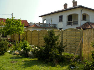 Privacy in giardino, ONLYWOOD ONLYWOOD Classic style garden Wood Wood effect Fencing & walls