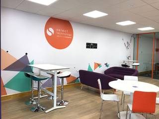 Office Branding For Select Technologies, Wallboss Ltd Wallboss Ltd Commercial spaces