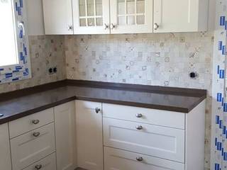 MOBILIARIO COCINA CLASICO , CERAMIX HOME CERAMIX HOME Dapur built in Kayu Lapis