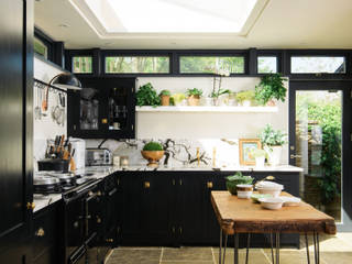 The Chipping Norton Kitchen by deVOL, deVOL Kitchens deVOL Kitchens Built-in kitchens Solid Wood Black