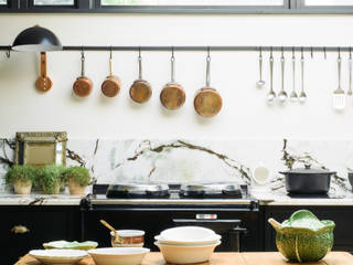 The Chipping Norton Kitchen by deVOL, deVOL Kitchens deVOL Kitchens Built-in kitchens Solid Wood Black