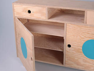 Console "Blue Monday", Thomas Dellys Thomas Dellys Minimalistyczny korytarz, przedpokój i schody Drewno O efekcie drewna