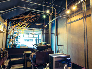 High-Tech _ Lofting Coffee, 泫工所構築設計研究室 泫工所構築設計研究室 商业空间