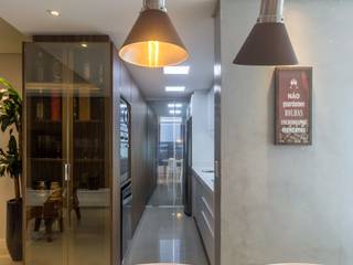 ZAAV-Apartamento-Interiores-1434, ZAAV Arquitetura ZAAV Arquitetura Modern Corridor, Hallway and Staircase