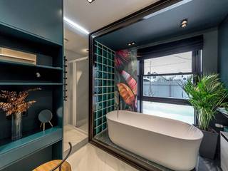KRION Bath in bathrooms designed by Alexey Aladashvili in Rostov (Russia), KRION® Porcelanosa Solid Surface KRION® Porcelanosa Solid Surface Casas de banho modernas