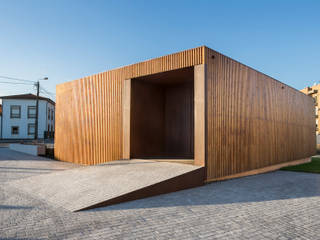 Capela de S. Pedro de Avioso - Lunawood , Banema S.A. Banema S.A. Commercial spaces Wood Wood effect