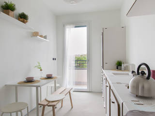 Appartamento in cantiere senza rivestimenti e porte, Home Staging & Dintorni Home Staging & Dintorni Cocinas de estilo moderno